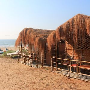 Huts On Arambol Beach